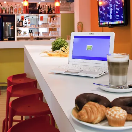 イビス スタイル デュッセルドルフ ノイス