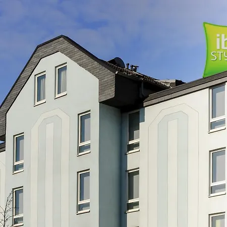 ホテル イビス スタイル デュッセルドルフ 3*