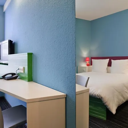 イビス スタイル デュッセルドルフ 3* ノイス